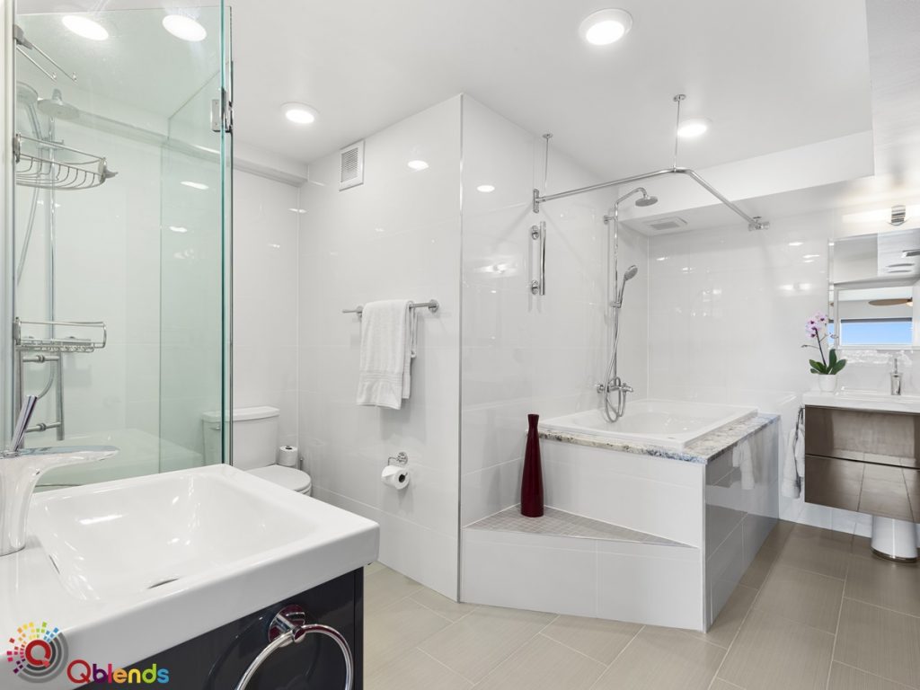 Virtual Staging Bathroom